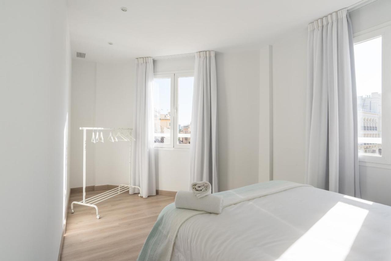 Urbe10 Premium Atarazanas 4 Bedrooms Apartment Málaga Exterior foto